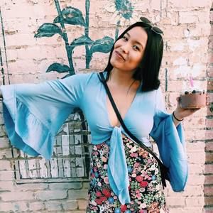 Meet your Posher, Julia